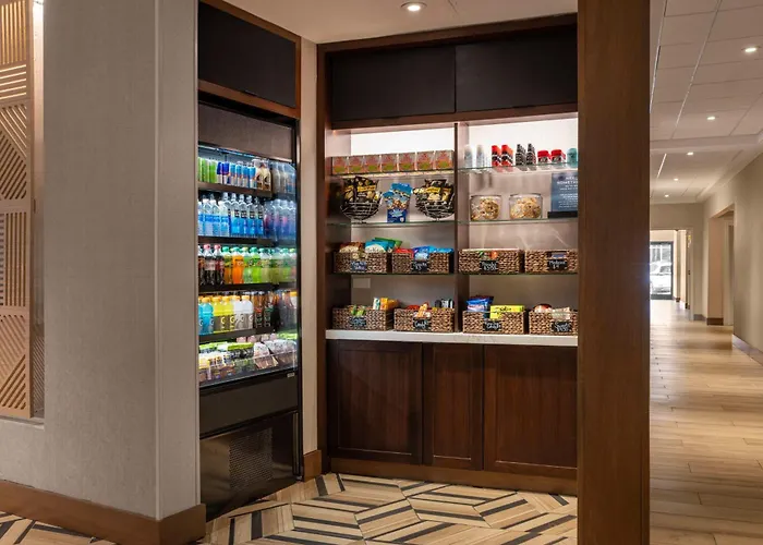 Hyatt Place Phoenix Airport Hotel 3*
