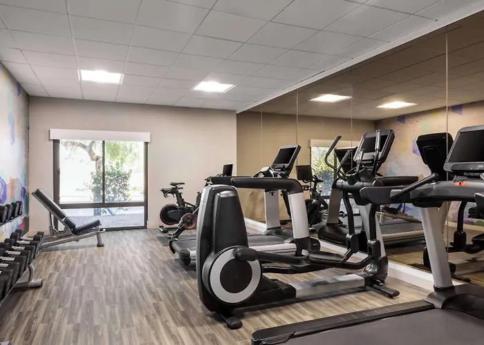 Hyatt Place Phoenix Airport Hotel 3*