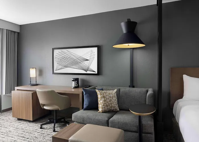 Hyatt Place Phoenix Airport